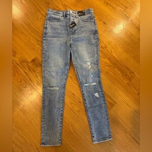 Express Light Blue Distressed Skinny High Rise Skinny Jeans. New with Tags.